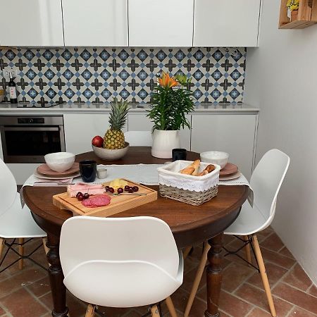 Stylish Townhouse With Gallery In The Heart Of Tavira For Two ตาวิรา ภายนอก รูปภาพ