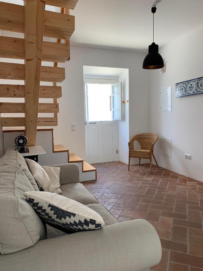Stylish Townhouse With Gallery In The Heart Of Tavira For Two ตาวิรา ภายนอก รูปภาพ